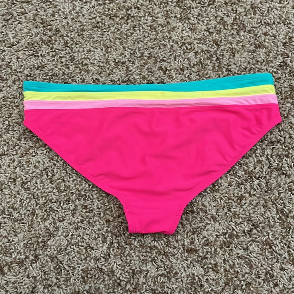 Bikini Bottom - Picture 2 of 5